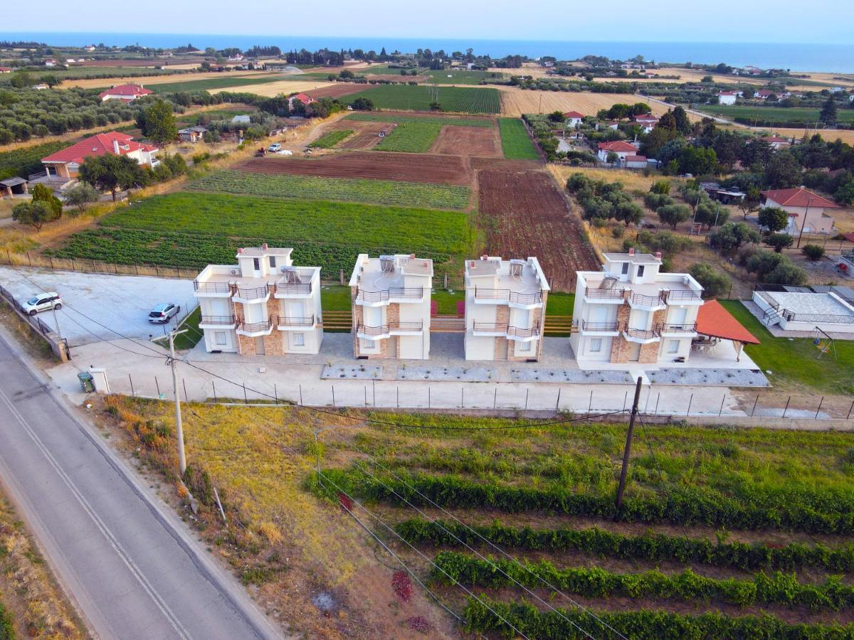 Mythic Villas Epanomi Bagian luar foto