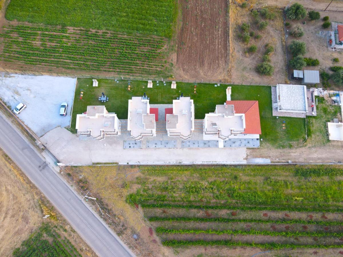Mythic Villas Epanomi Bagian luar foto