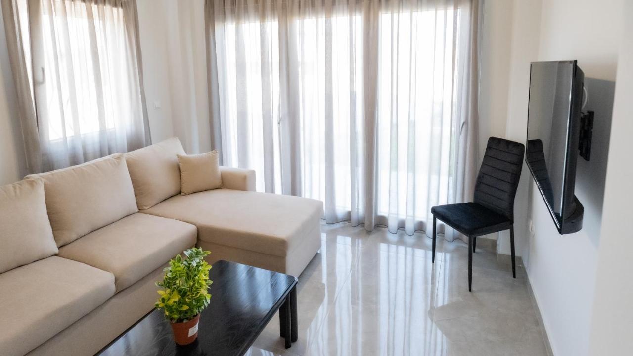 Mythic Villas Epanomi Bagian luar foto